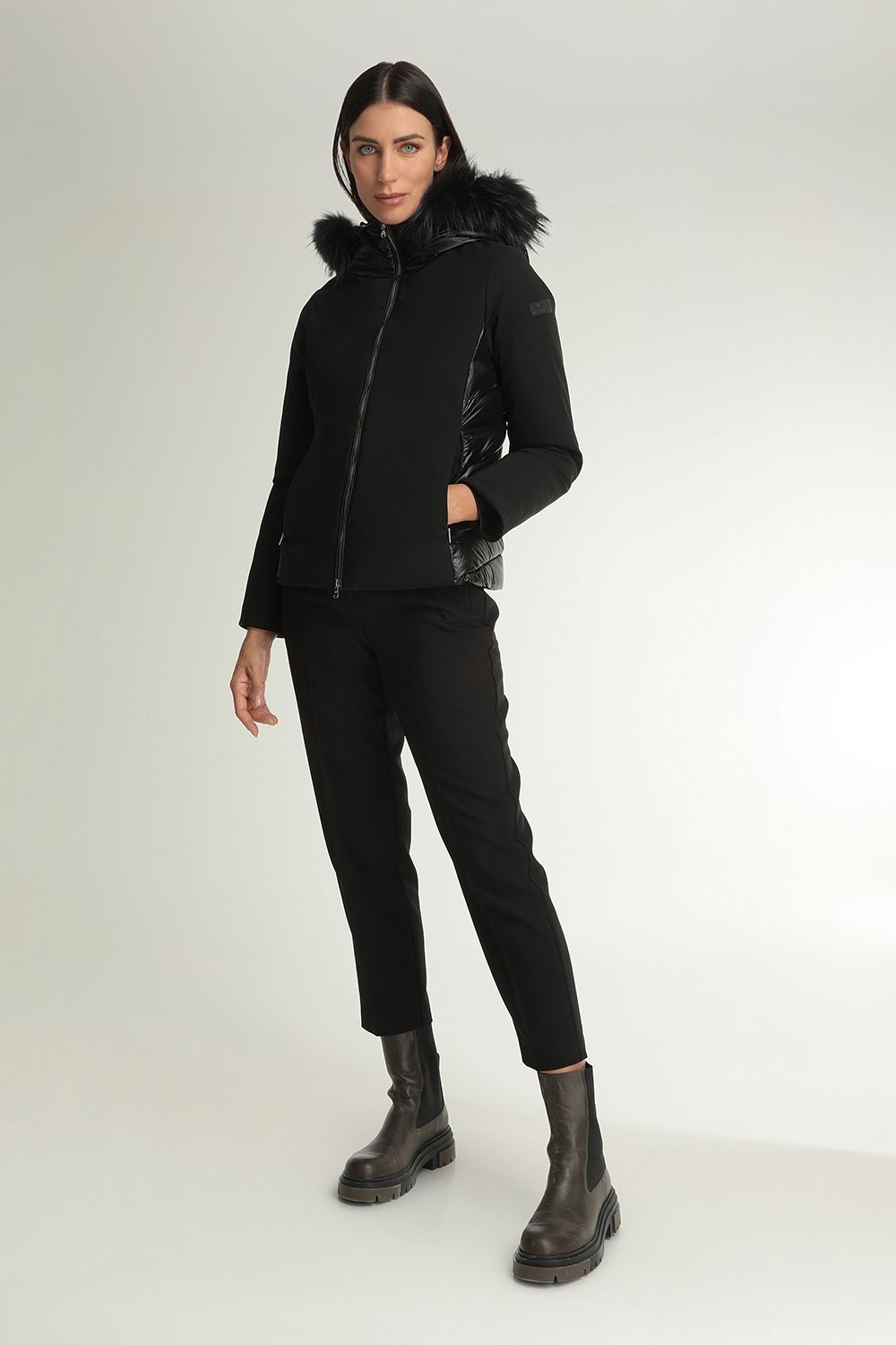 Women's short down jackets Hetregó  Winter Collection 2020-21