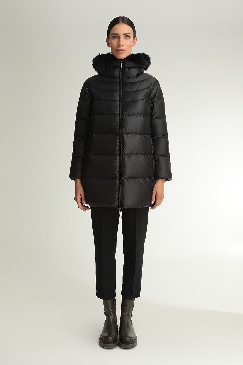 Hanna black hooded cape | Hetregó